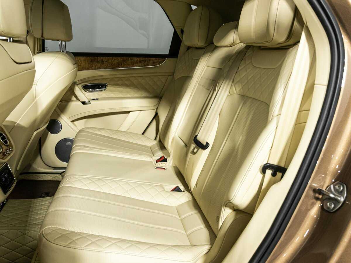 Купить Bentley Bentayga с пробегом. Фото: #9