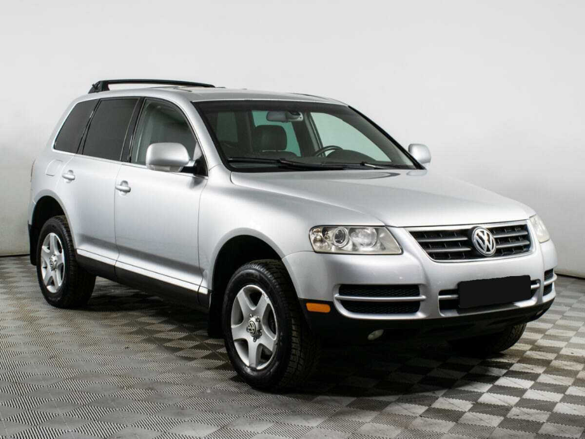 Купить Volkswagen Touareg с пробегом. Фото: #2