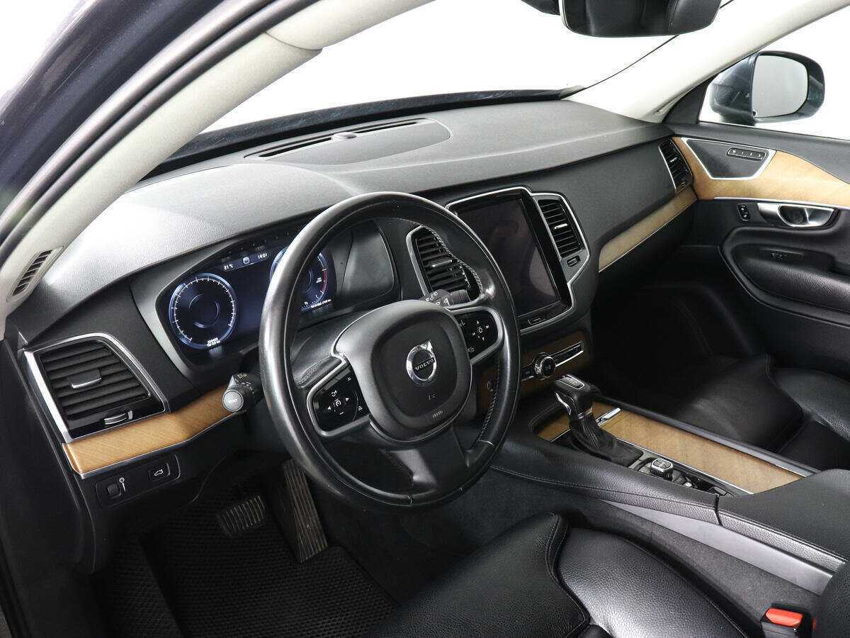 Купить Volvo XC90 с пробегом. Фото: #8