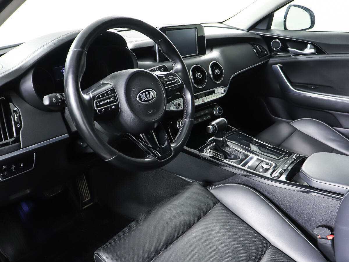 Купить Kia Stinger с пробегом. Фото: #12