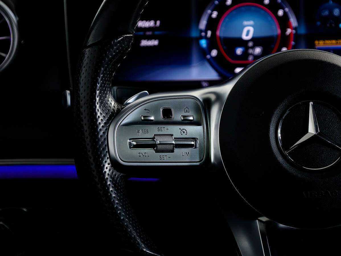 Купить Mercedes-Benz E-Класс с пробегом. Фото: #14