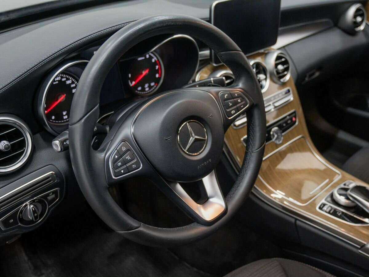 Купить Mercedes-Benz C-Класс с пробегом. Фото: #17
