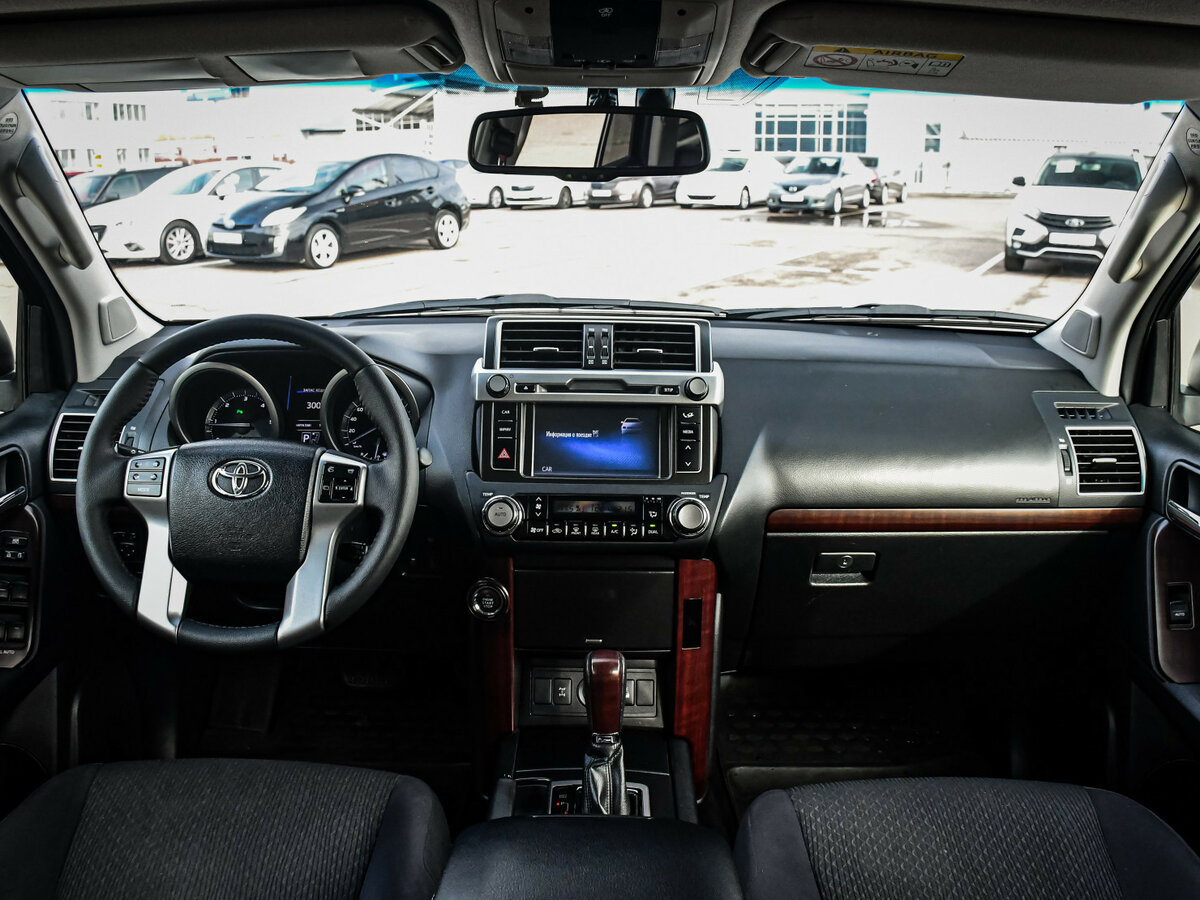 Купить Toyota Land Cruiser Prado с пробегом. Фото: #10