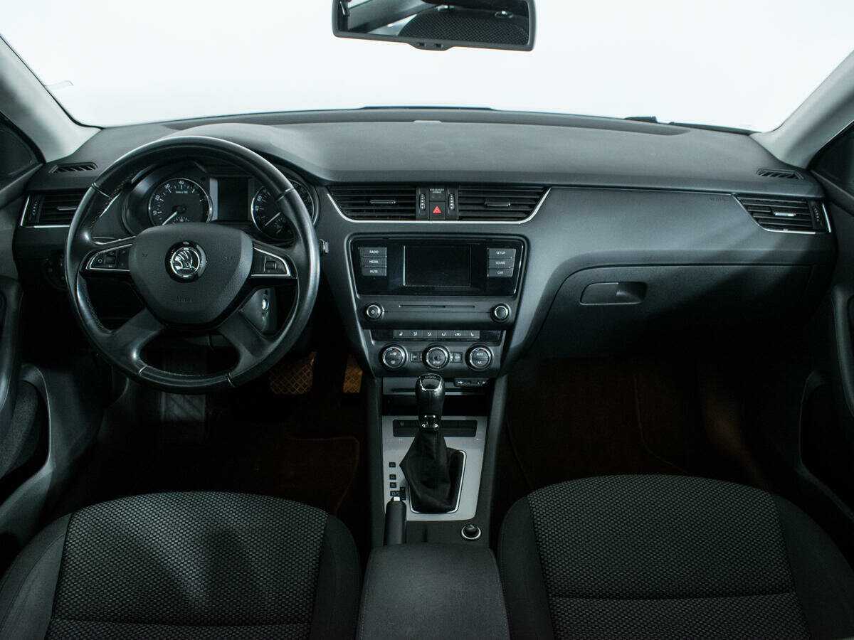 Купить Skoda Octavia с пробегом. Фото: #11