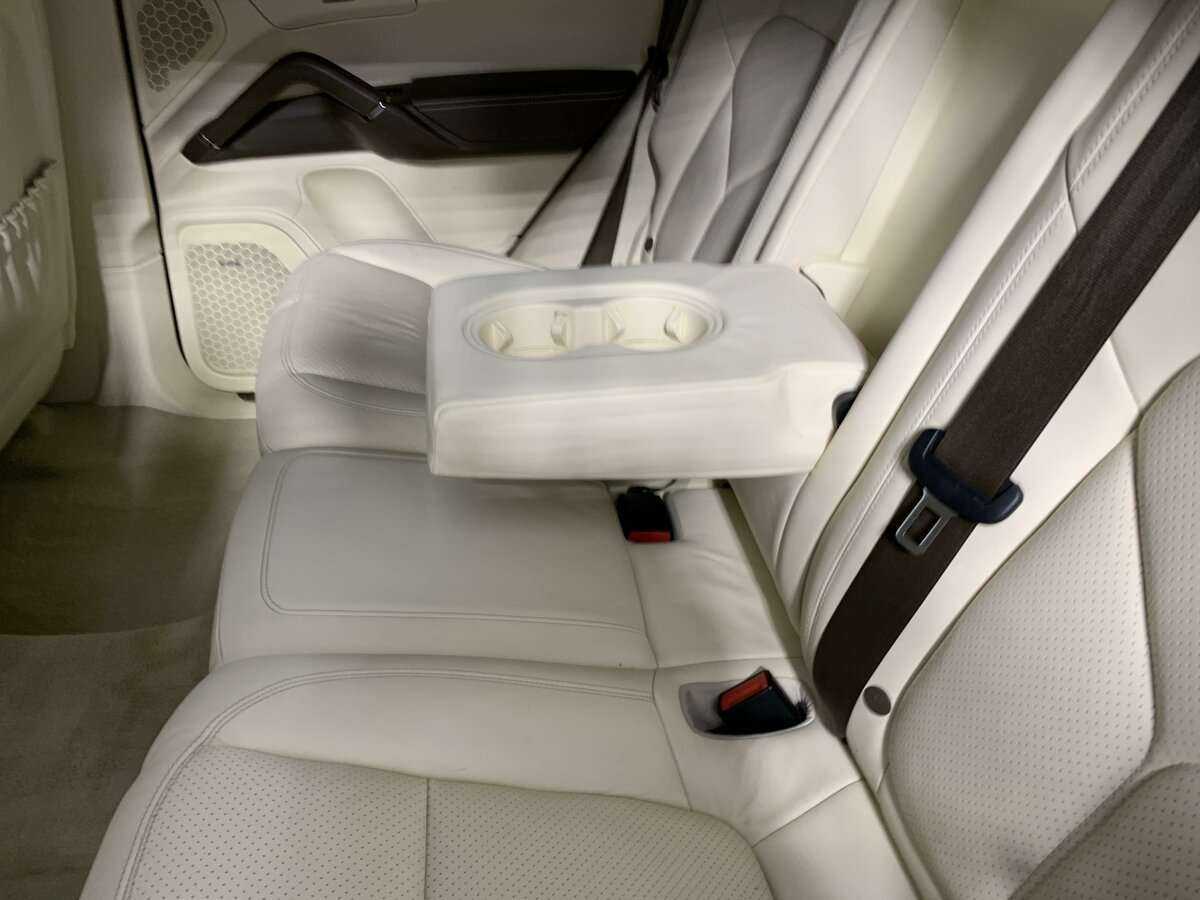 Купить Porsche Cayenne с пробегом. Фото: #18