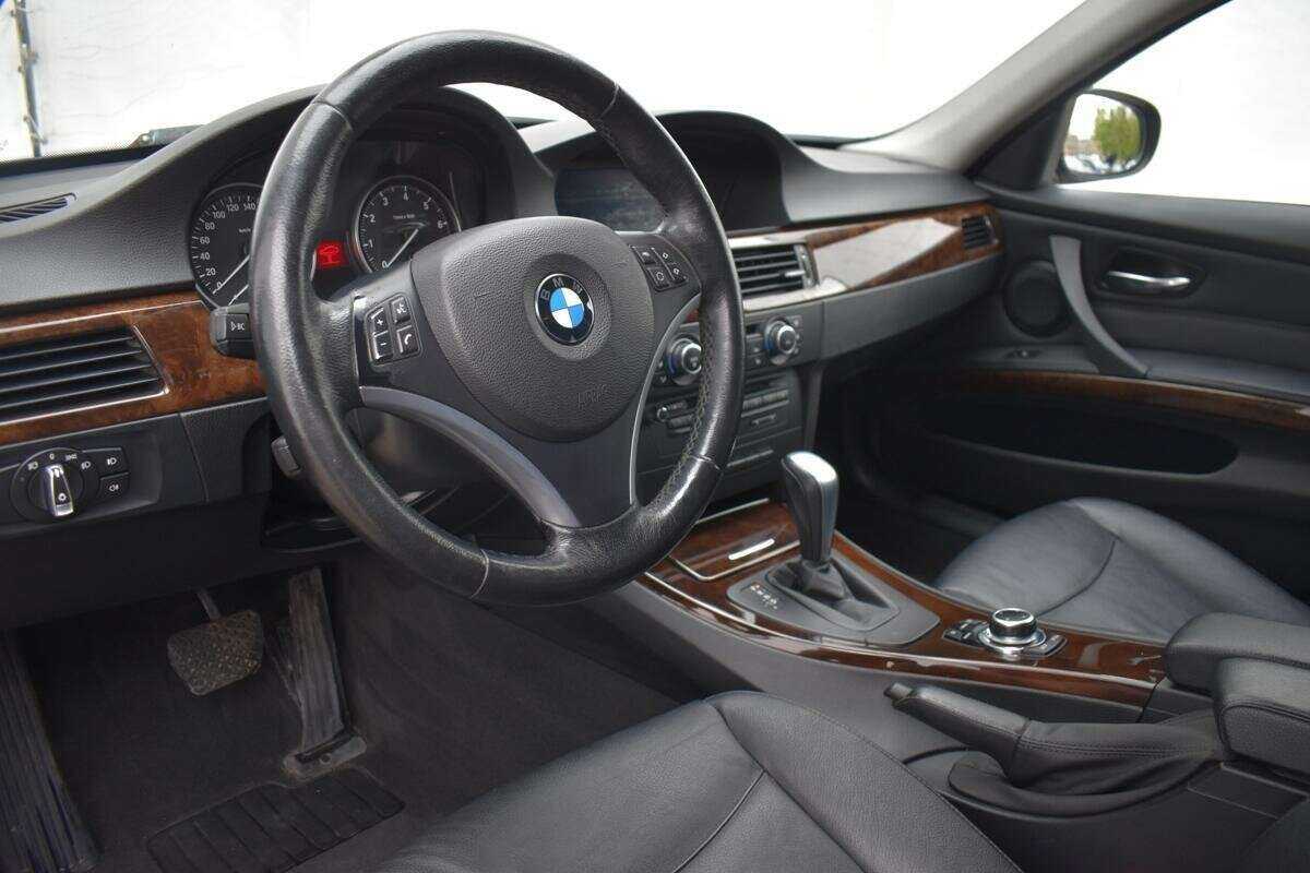 Купить BMW 3 серии с пробегом. Фото: #12