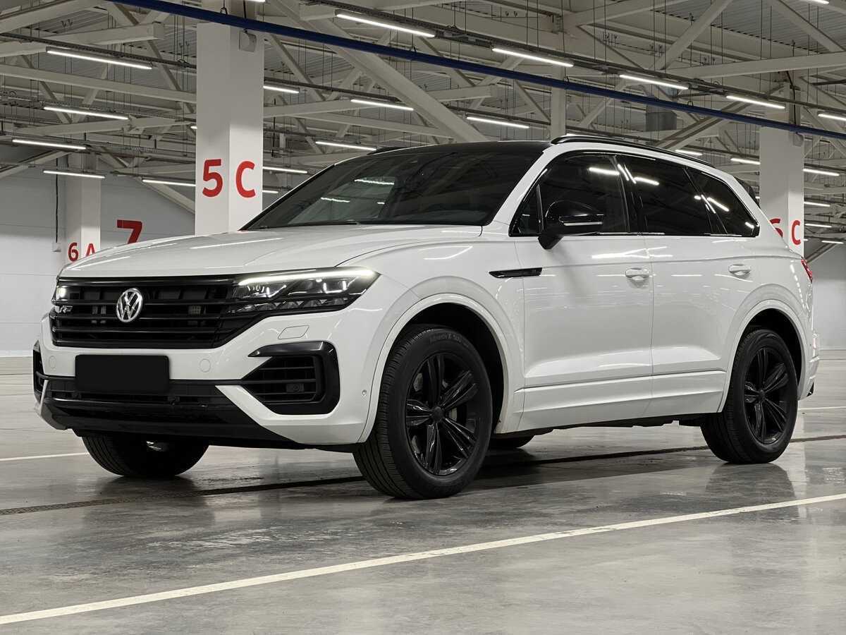 Купить Volkswagen Touareg с пробегом. Посмотреть фото