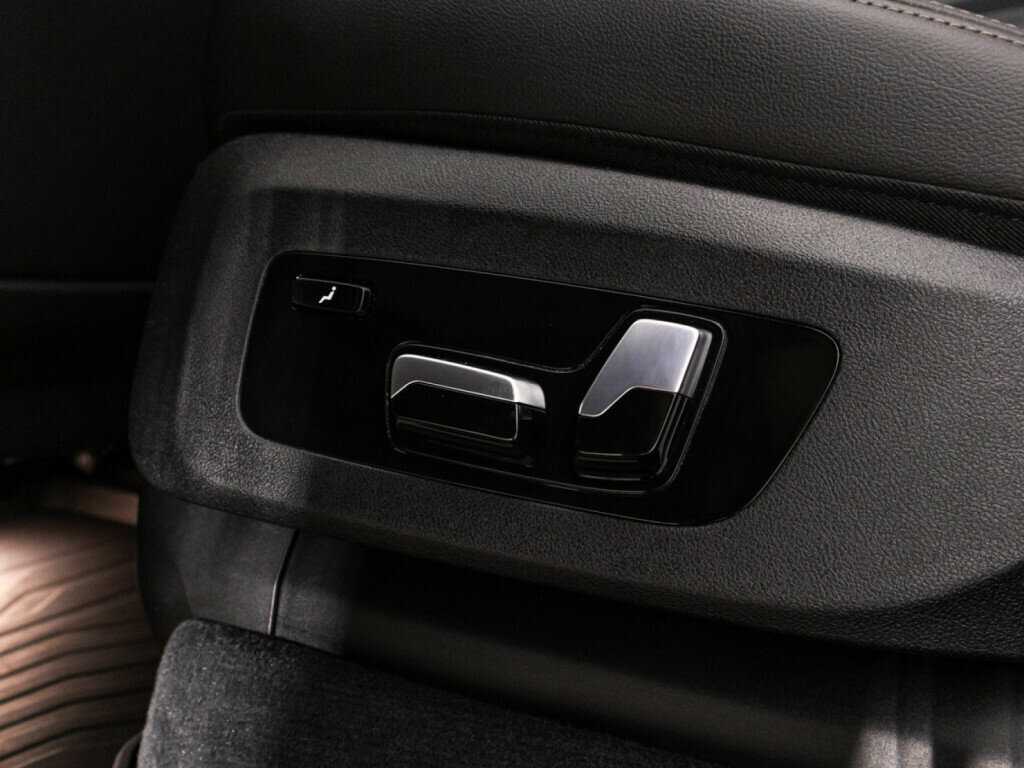 Купить BMW X7 с пробегом. Фото: #29