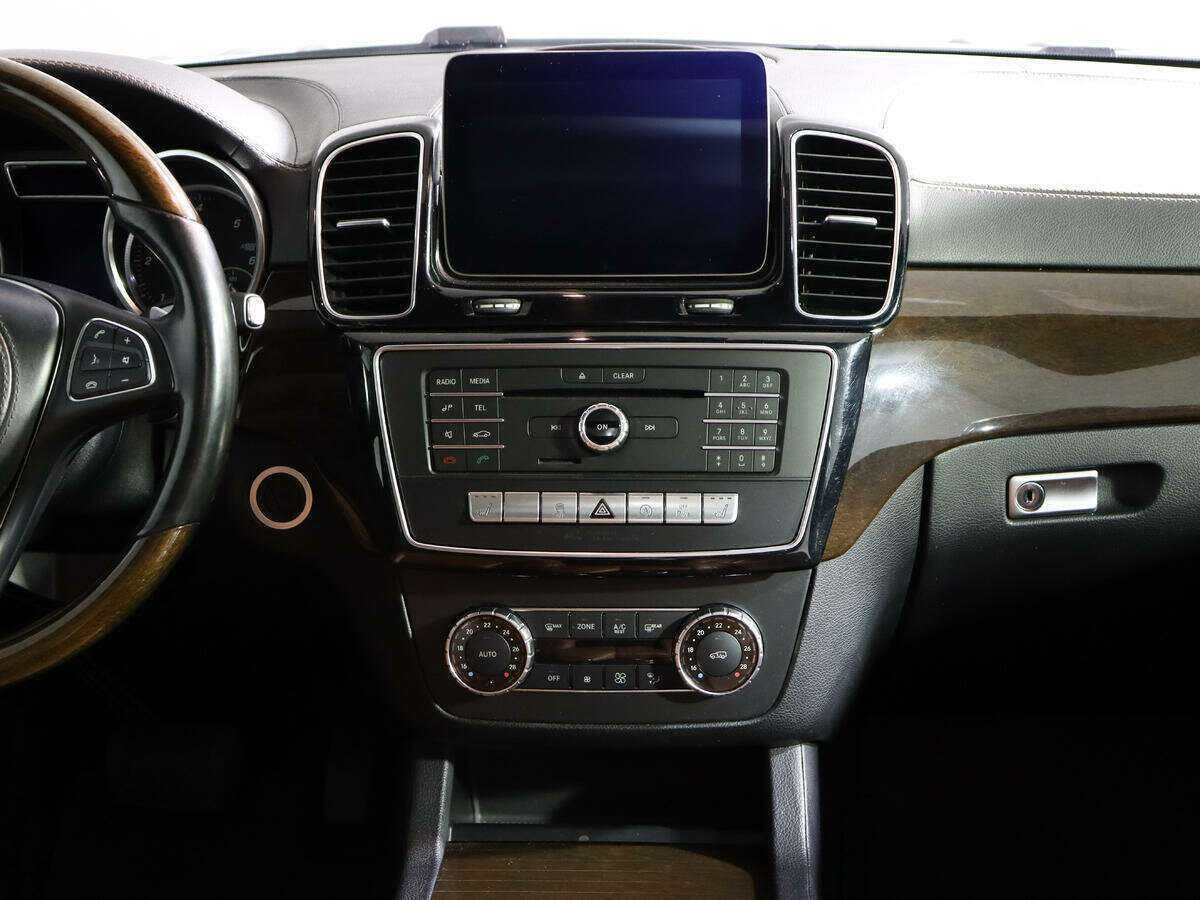 Купить Mercedes-Benz GLS с пробегом. Фото: #13