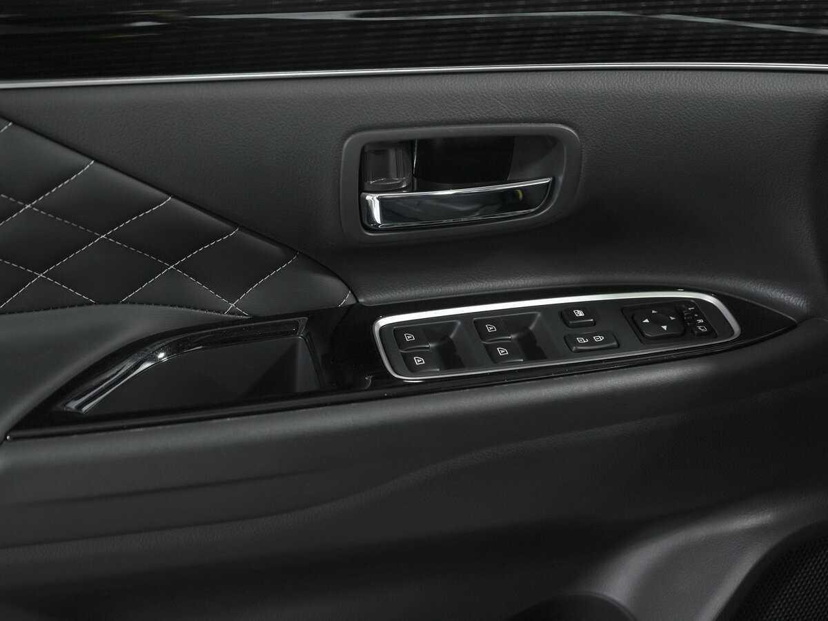 Купить Mitsubishi Outlander с пробегом. Фото: #14