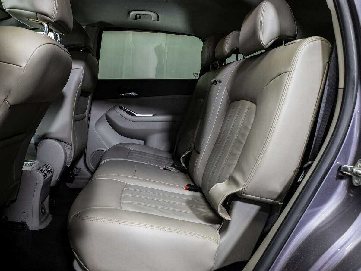 Купить Chevrolet Orlando с пробегом. Фото: #7