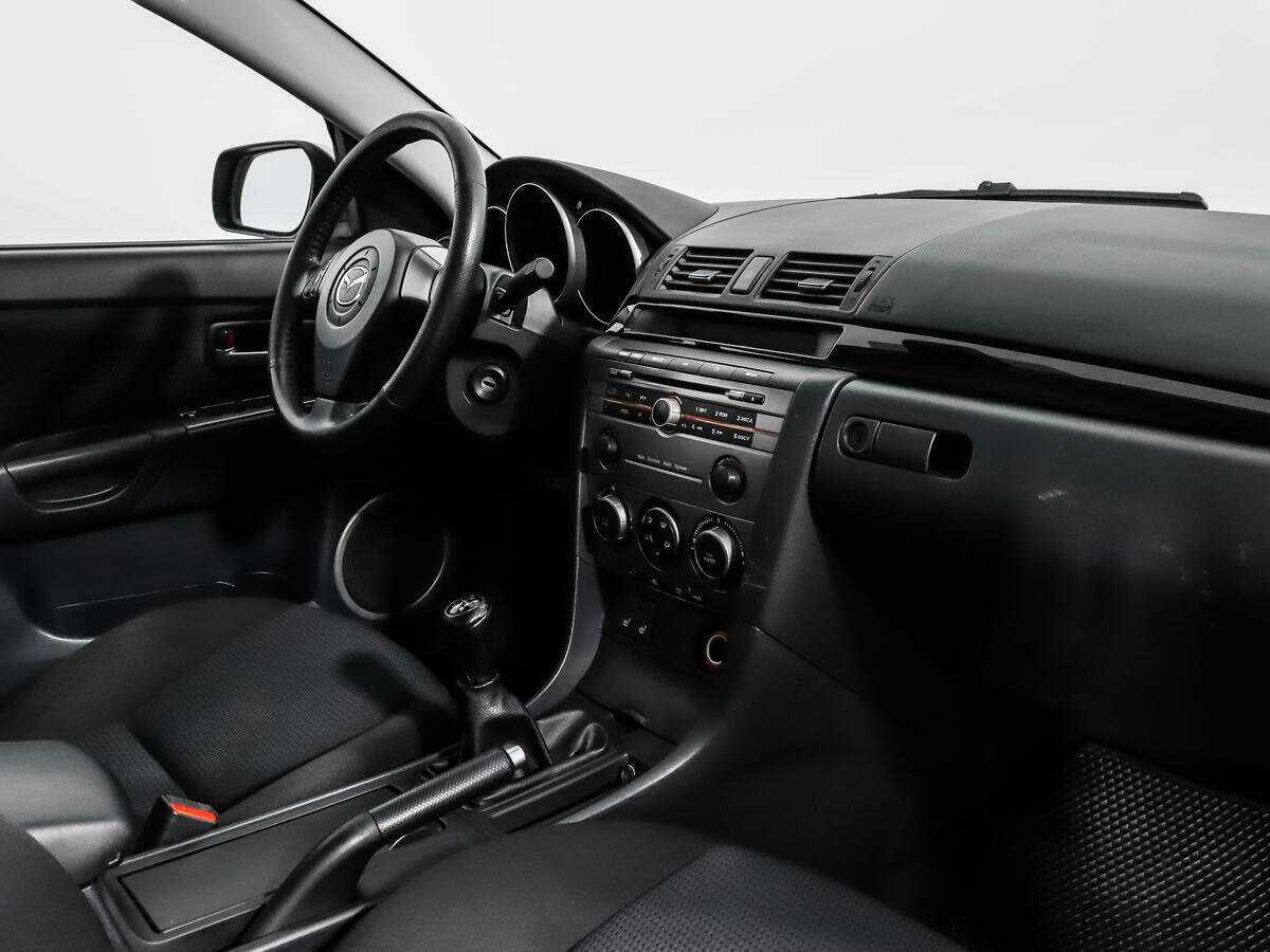 Купить Mazda 3 с пробегом. Фото: #10