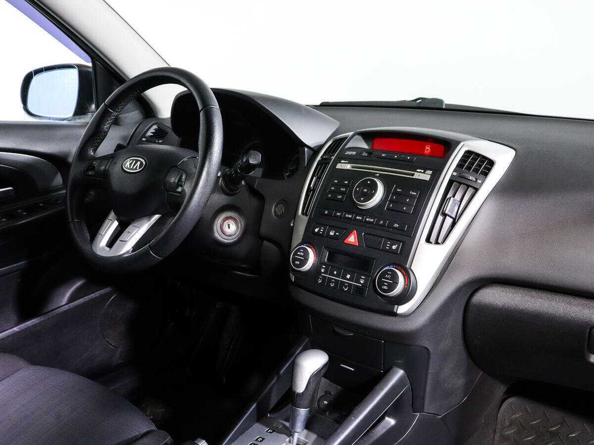 Купить Kia Ceed с пробегом. Фото: #6