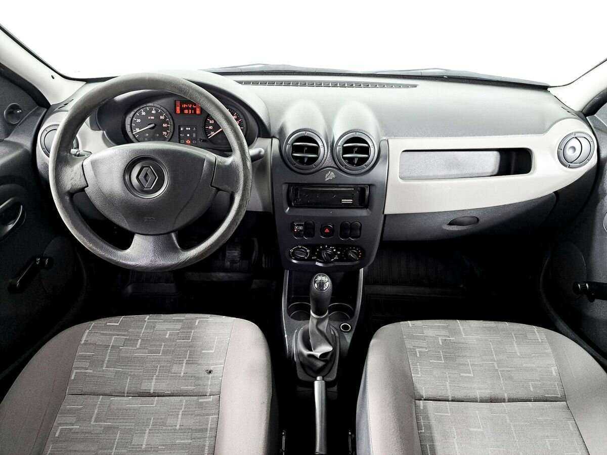 Купить Renault Logan с пробегом. Фото: #8