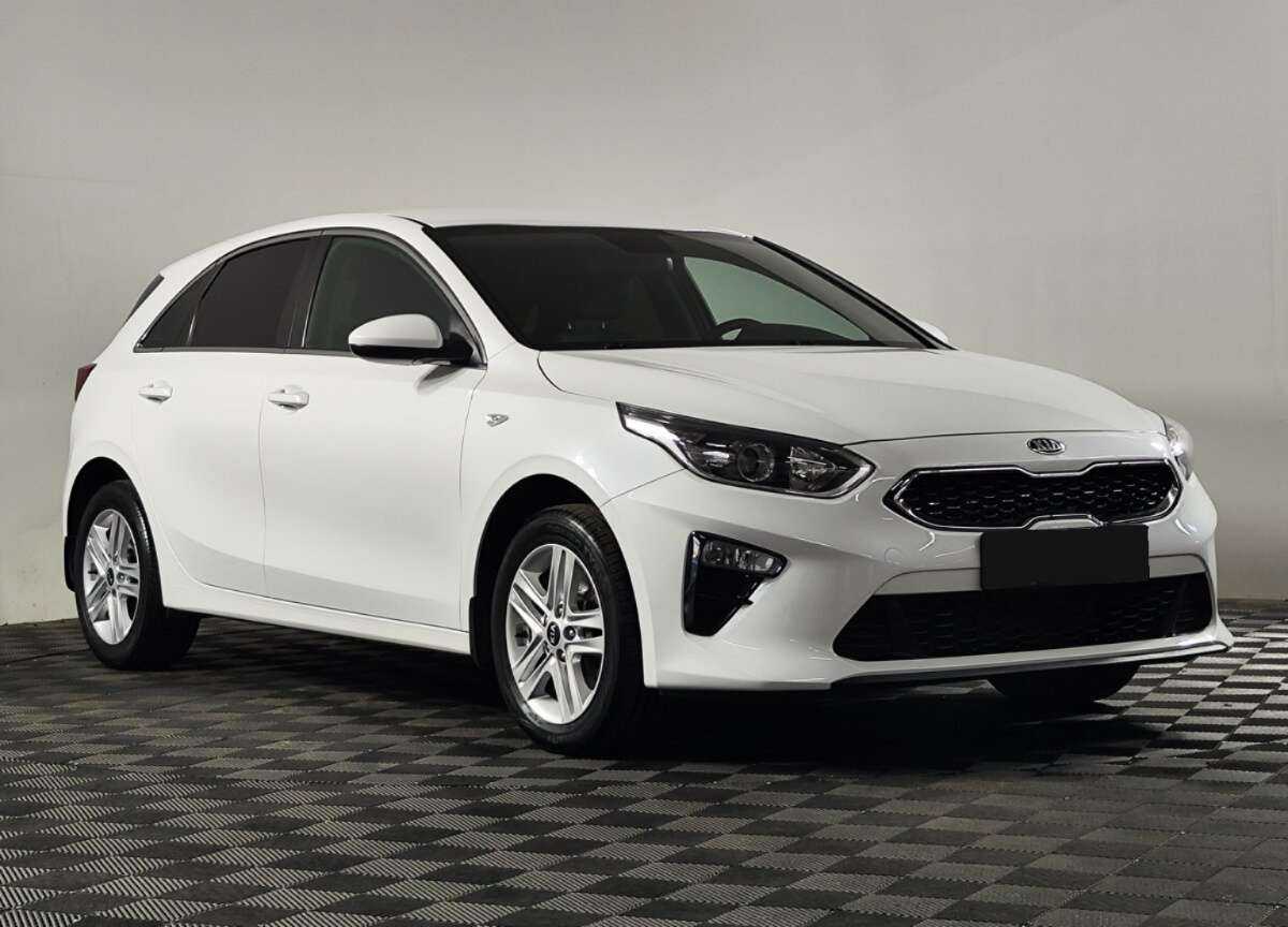 Купить Kia Ceed с пробегом. Фото: #1