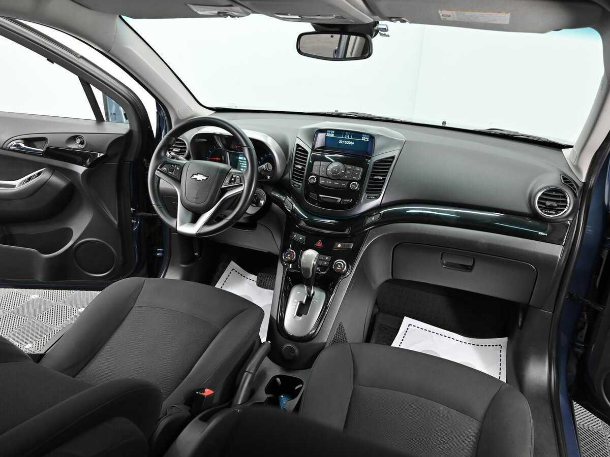 Купить Chevrolet Orlando с пробегом. Фото: #7