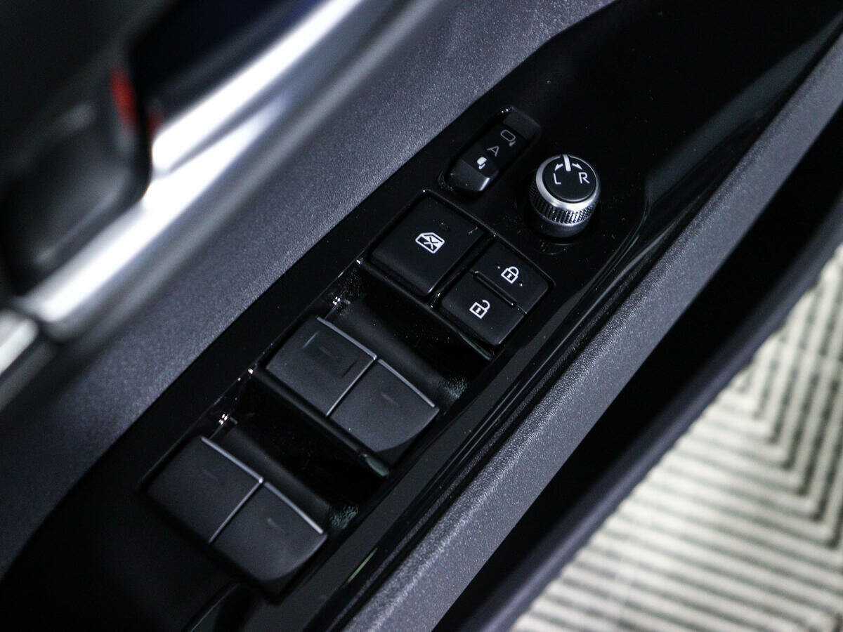 Купить Toyota Camry с пробегом. Фото: #18