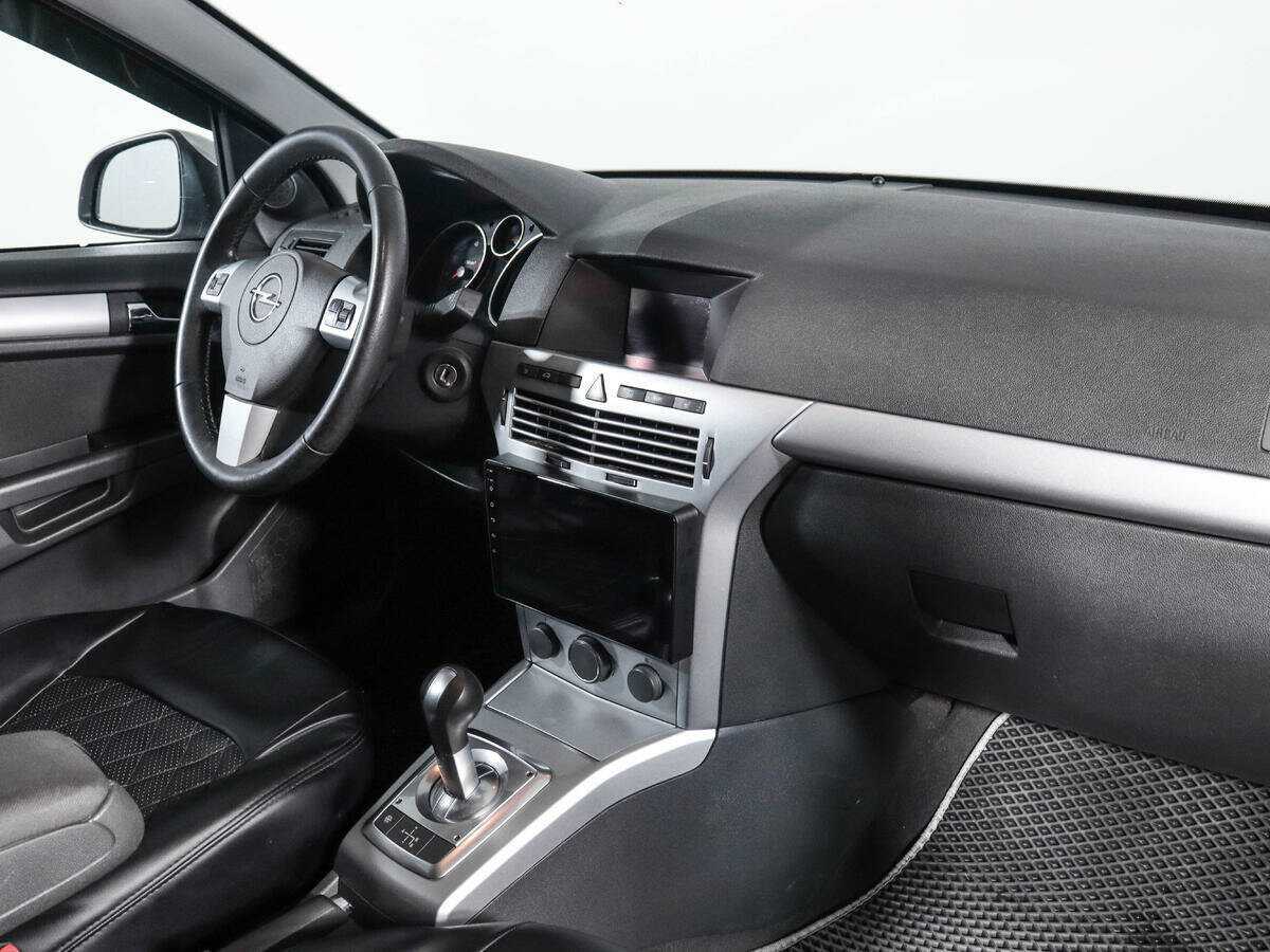 Купить Opel Astra с пробегом. Фото: #8