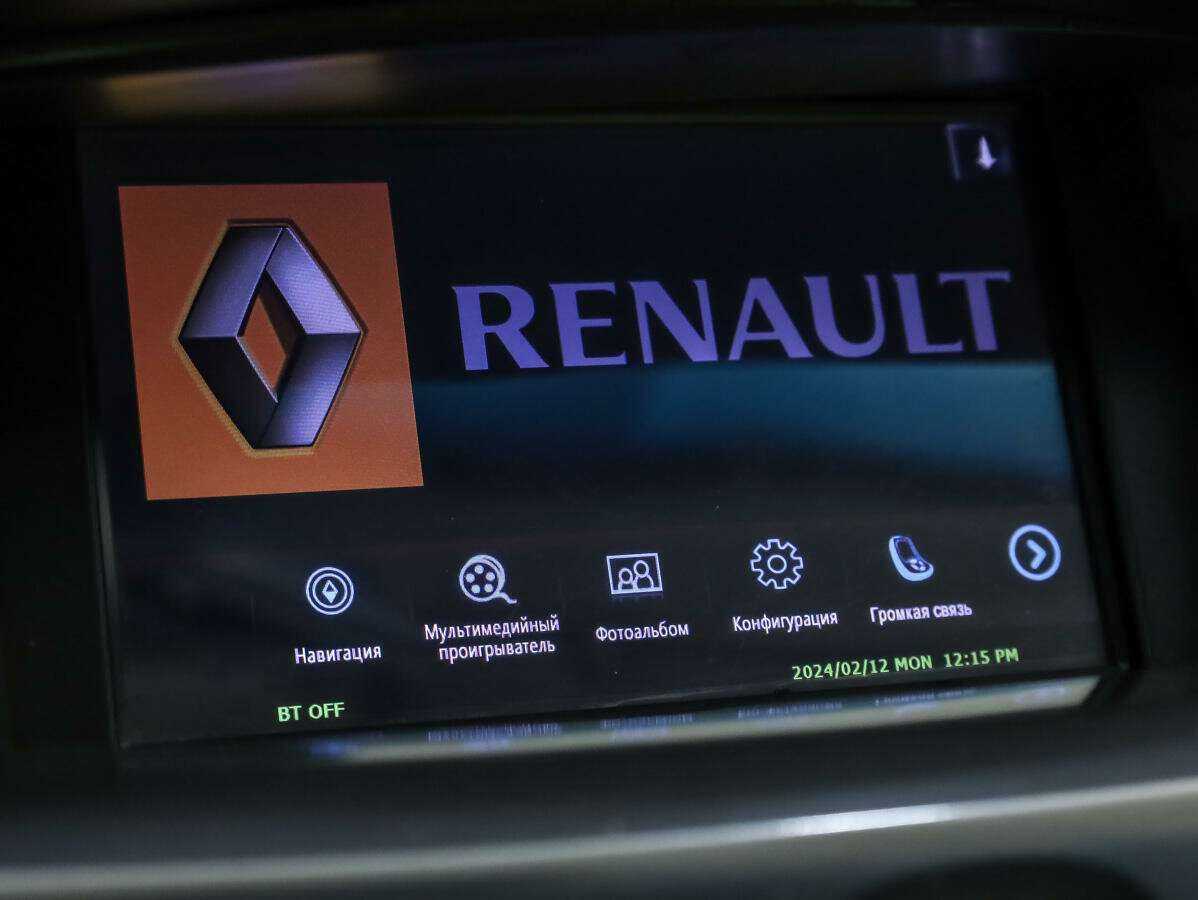 Купить Renault Latitude с пробегом. Фото: #17