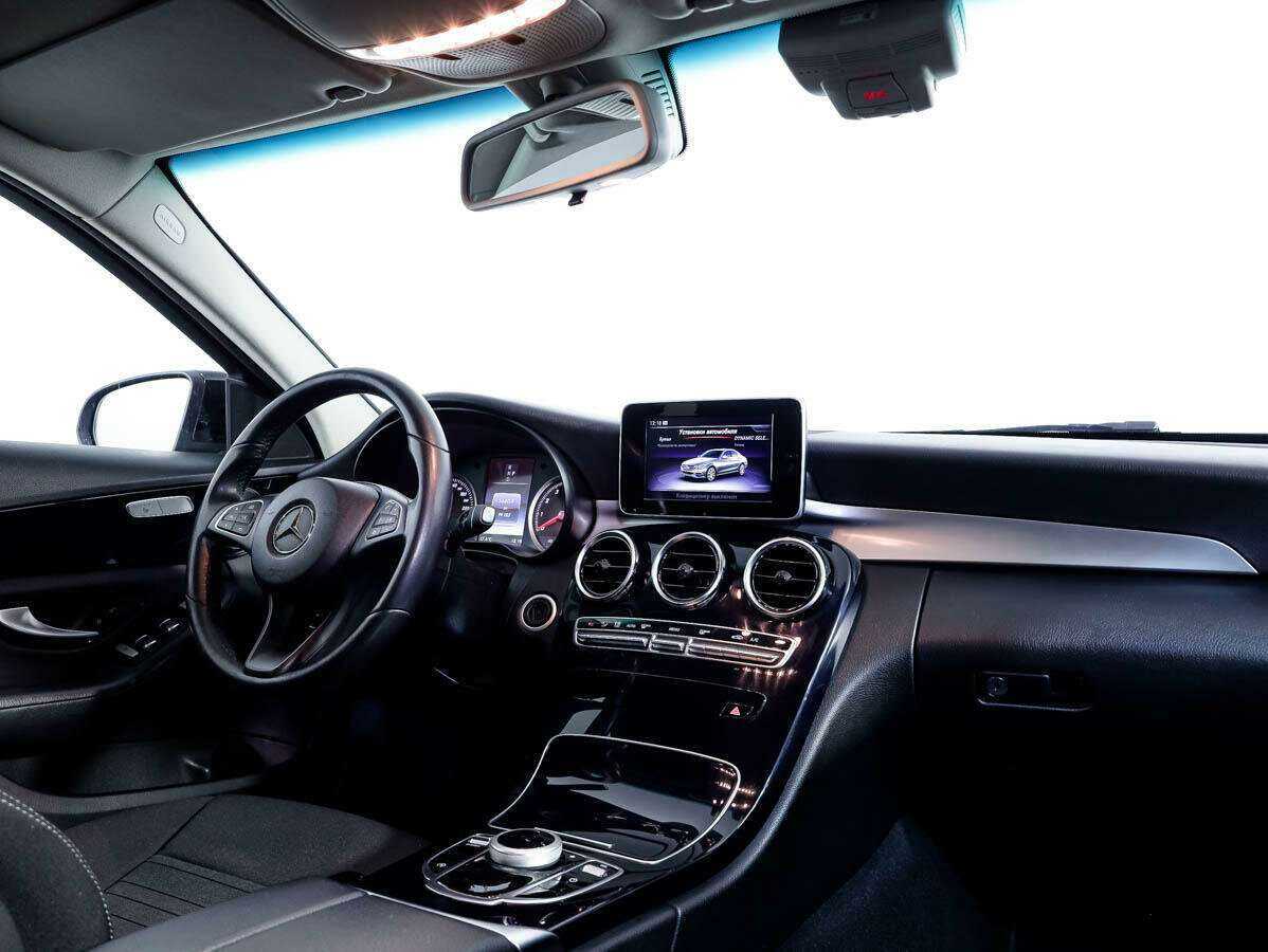 Купить Mercedes-Benz C-Класс с пробегом. Фото: #9