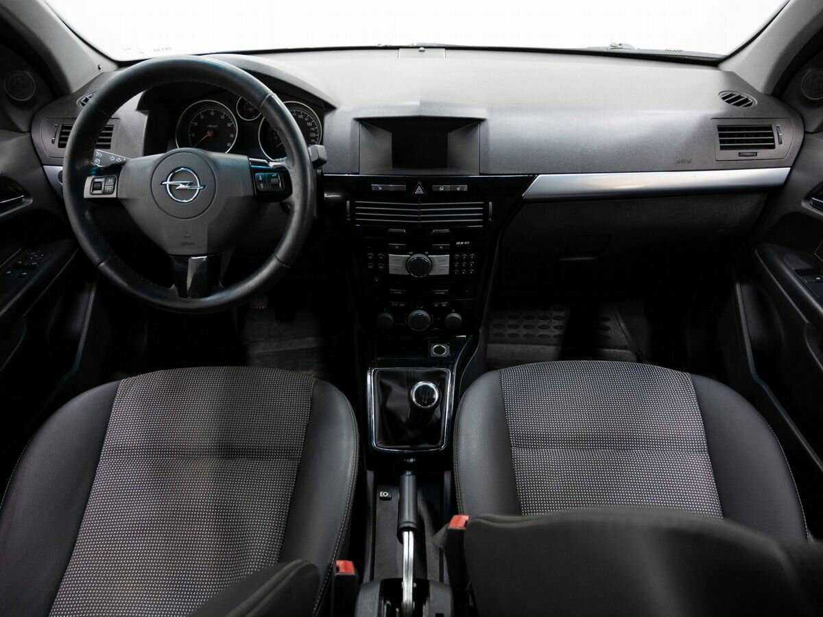 Купить Opel Astra с пробегом. Фото: #10