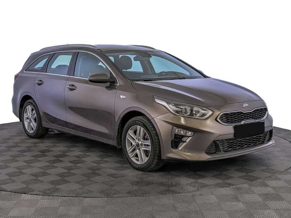 Купить Kia Ceed с пробегом. Фото: #2