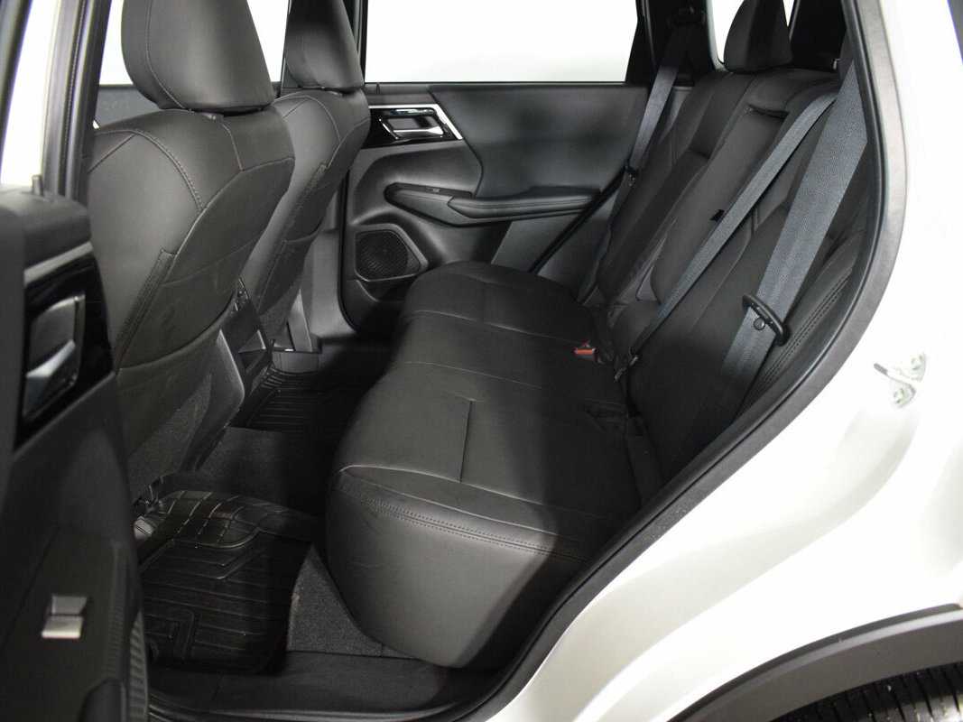 Купить Mitsubishi Outlander с пробегом. Фото: #8