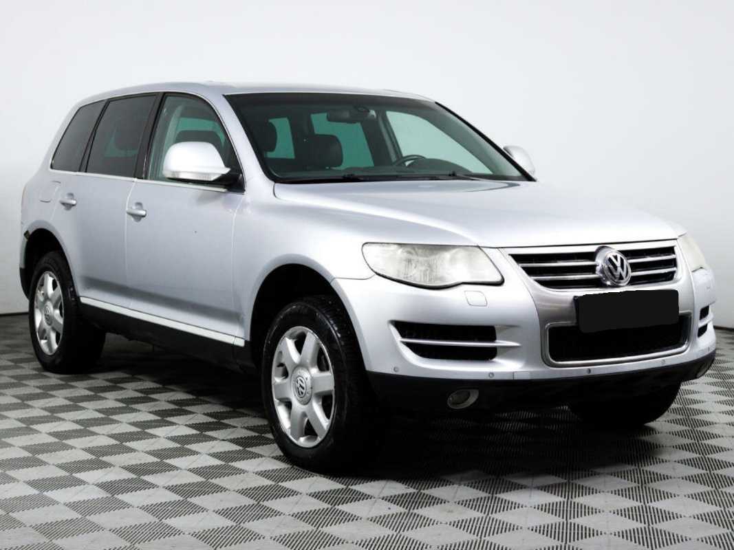 Купить Volkswagen Touareg с пробегом. Фото: #2