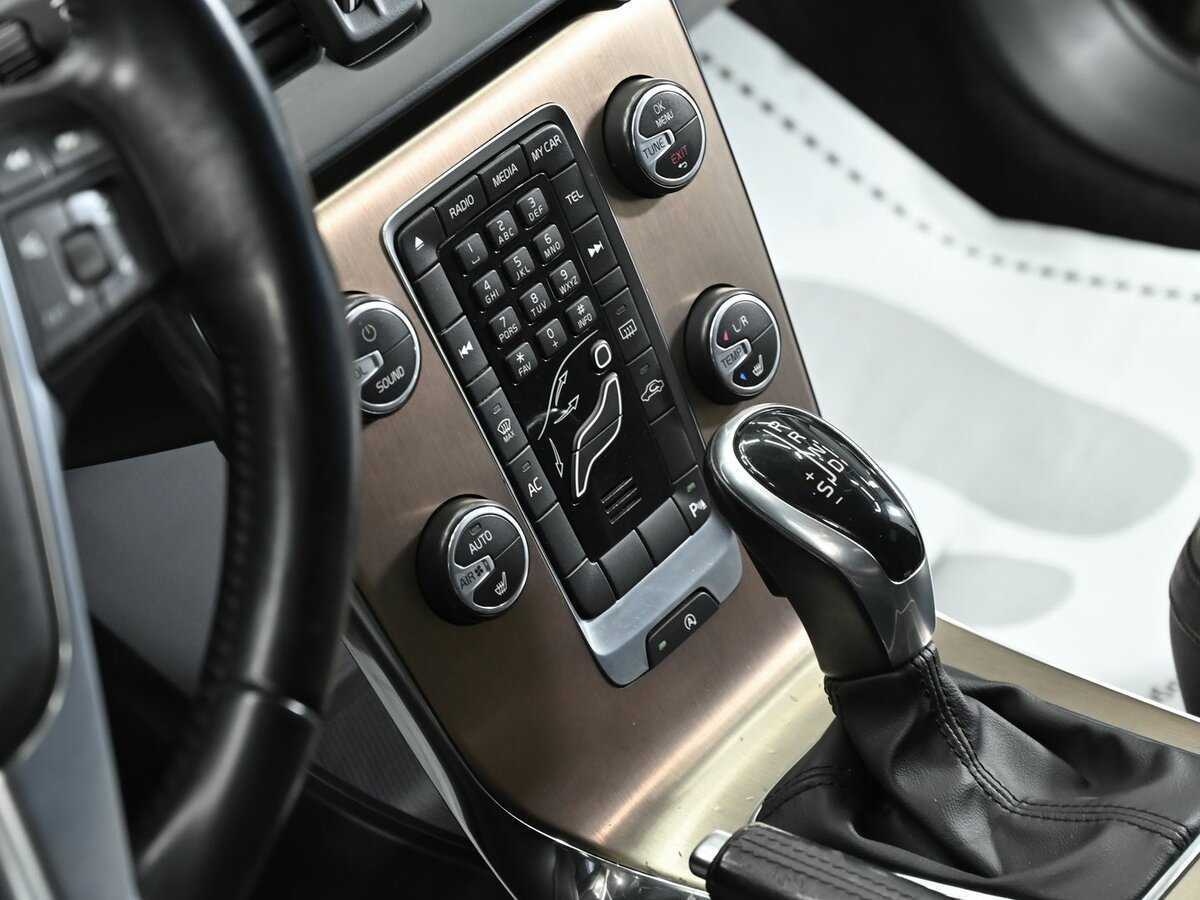 Купить Volvo V40 с пробегом. Фото: #11