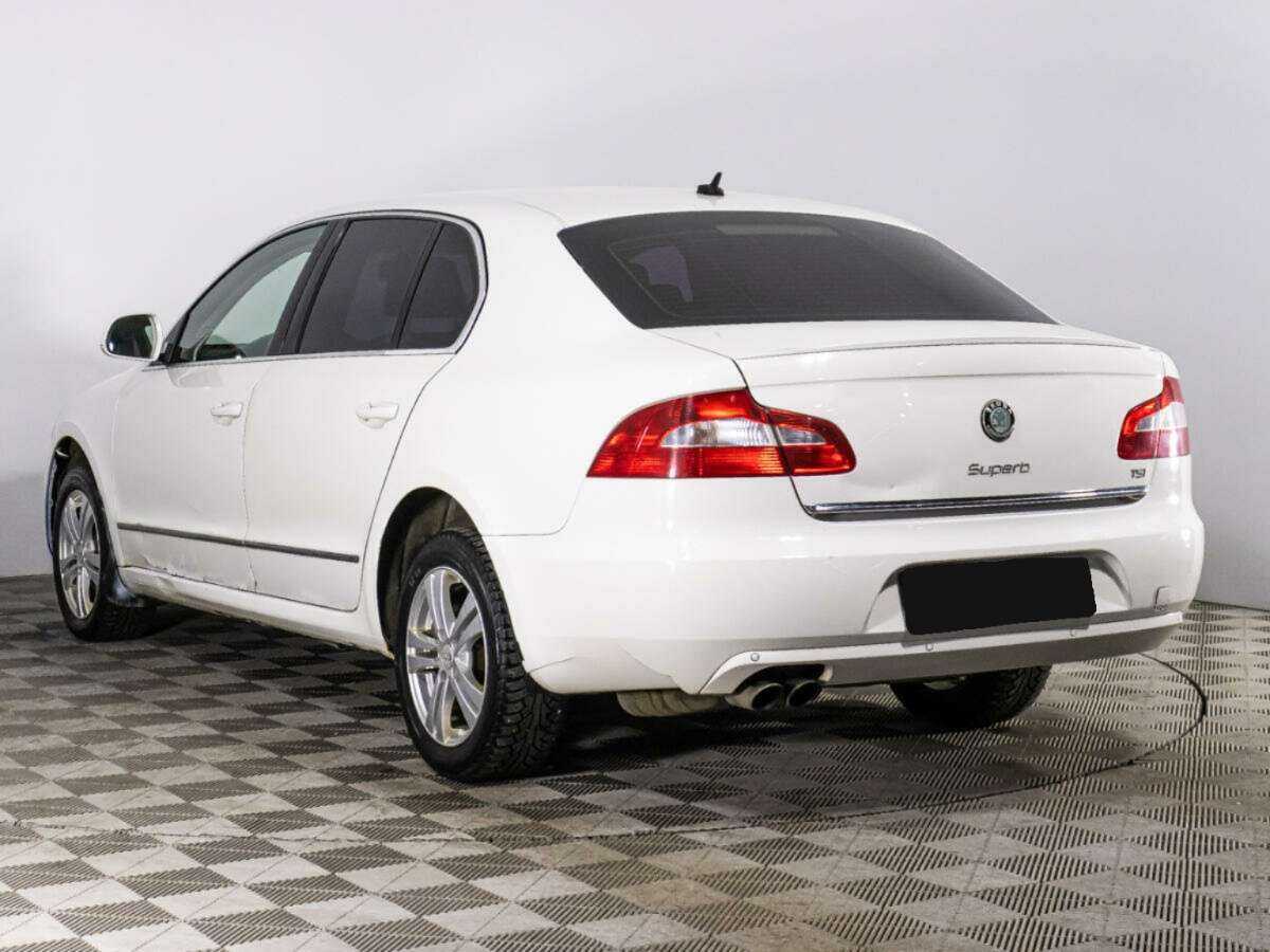 Купить Skoda Superb с пробегом. Фото: #6