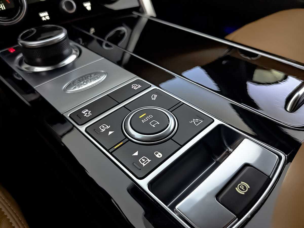 Купить Land Rover Range Rover с пробегом. Фото: #27