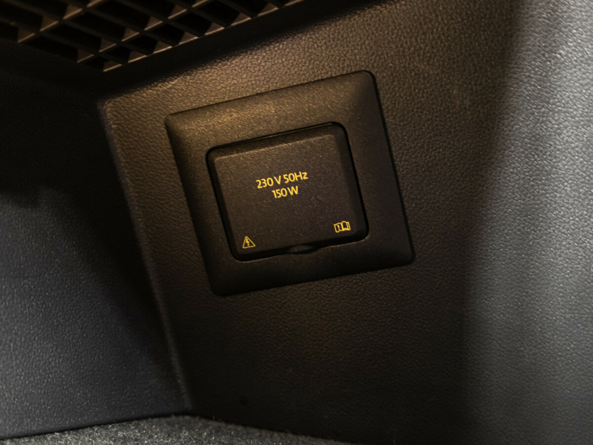 Купить Volkswagen Tiguan с пробегом. Фото: #23