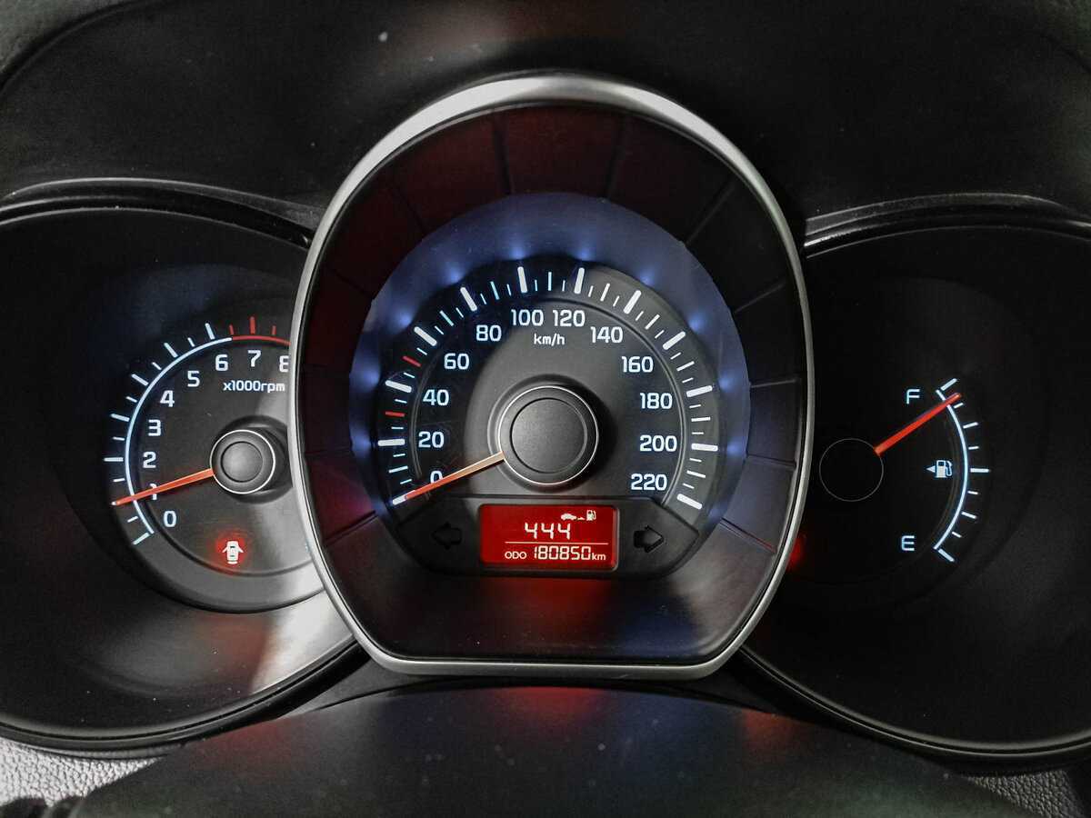 Купить Kia Rio с пробегом. Фото: #12