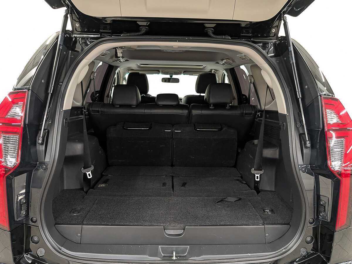 Купить Mitsubishi Montero Sport с пробегом. Фото: #9