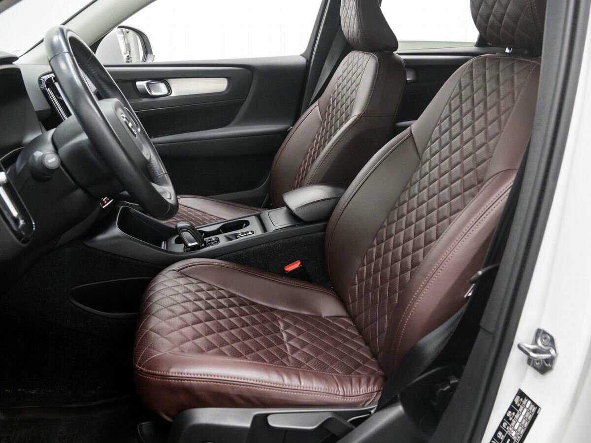 Купить Volvo XC40 с пробегом. Фото: #14