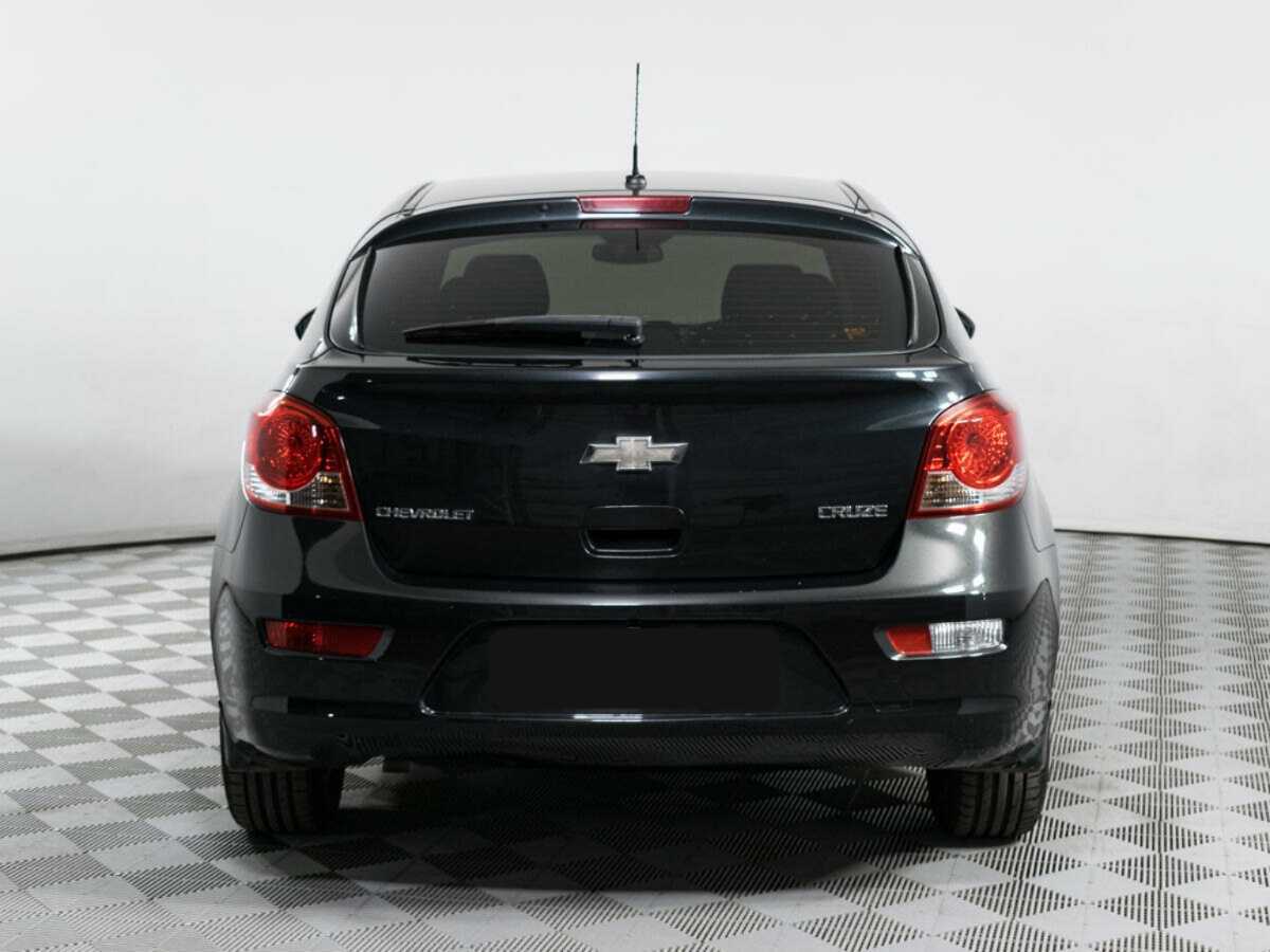 Купить Chevrolet Cruze с пробегом. Фото: #4