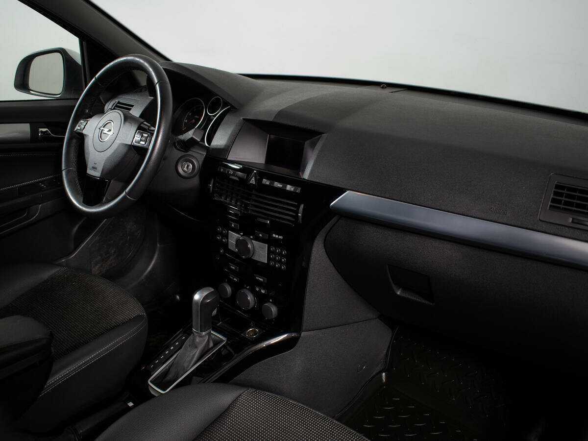 Купить Opel Astra с пробегом. Фото: #3