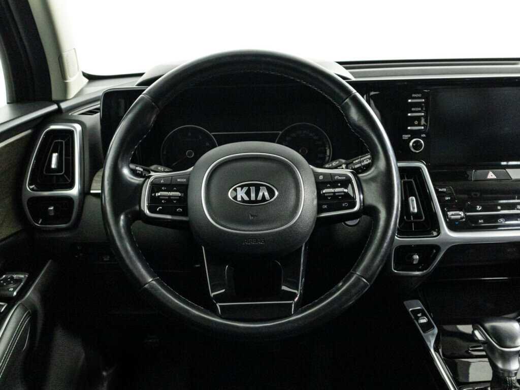 Купить Kia Sorento с пробегом. Фото: #23
