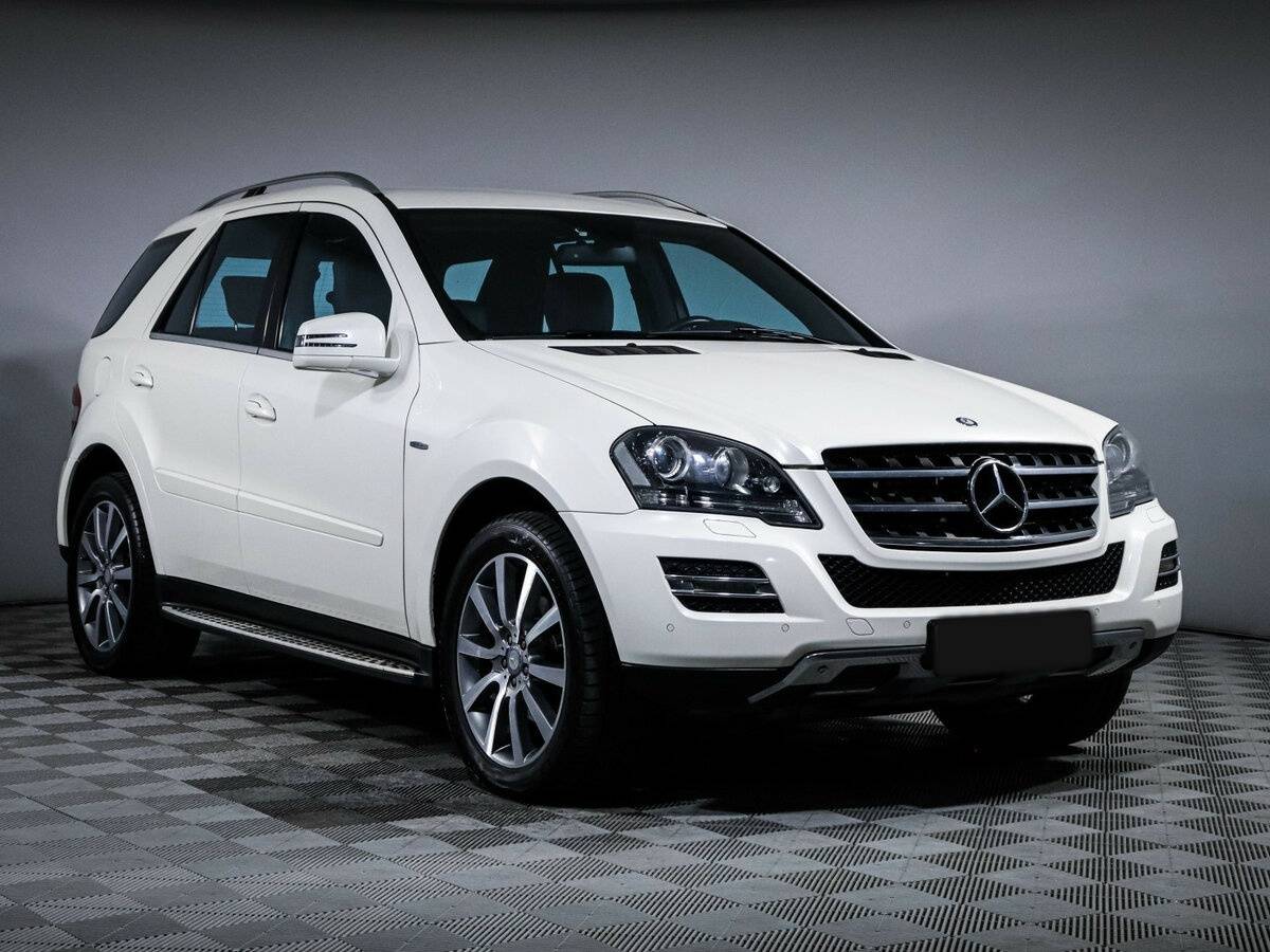 Купить Mercedes-Benz M-Класс с пробегом. Фото: #2