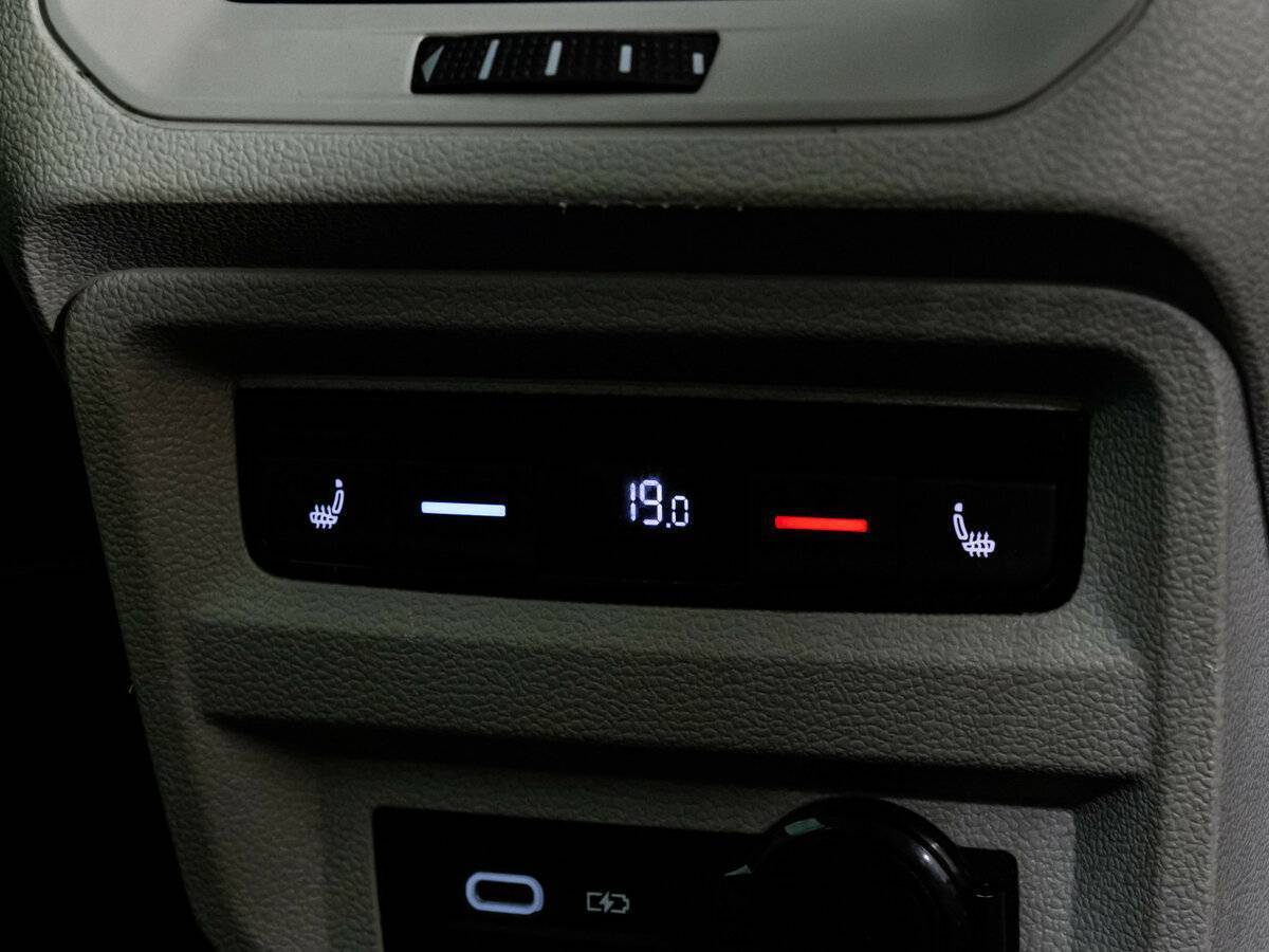 Купить Volkswagen Tiguan с пробегом. Фото: #16
