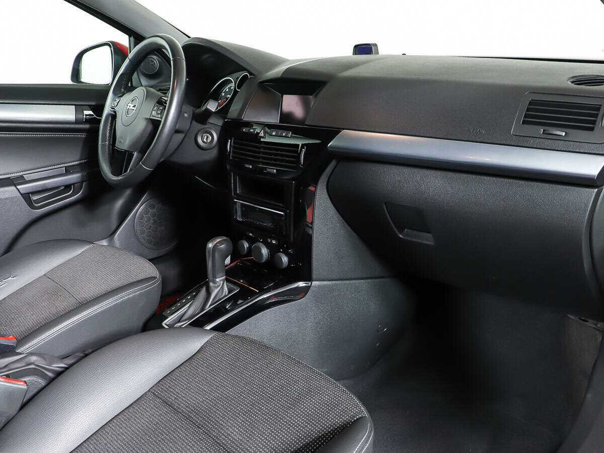 Купить Opel Astra с пробегом. Фото: #8