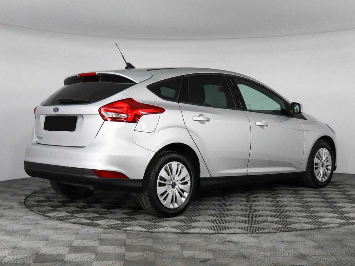 Купить Ford Focus с пробегом. Фото: #4