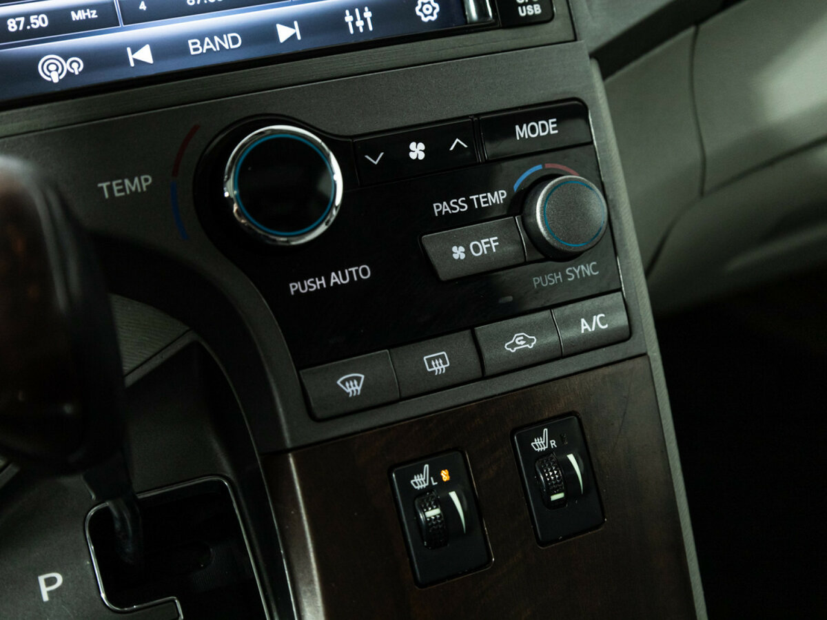 Купить Toyota Venza с пробегом. Фото: #15