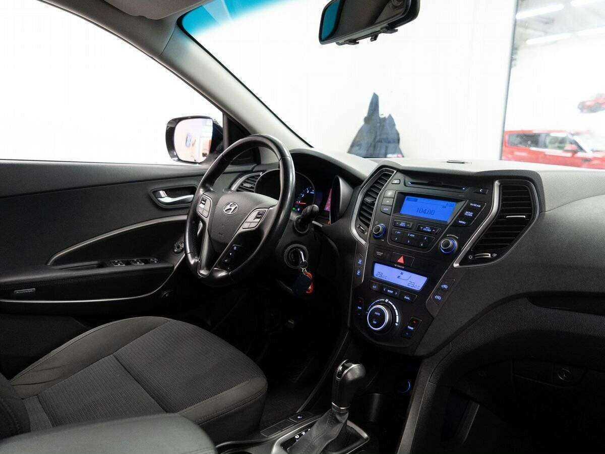 Купить Hyundai Santa Fe с пробегом. Фото: #15