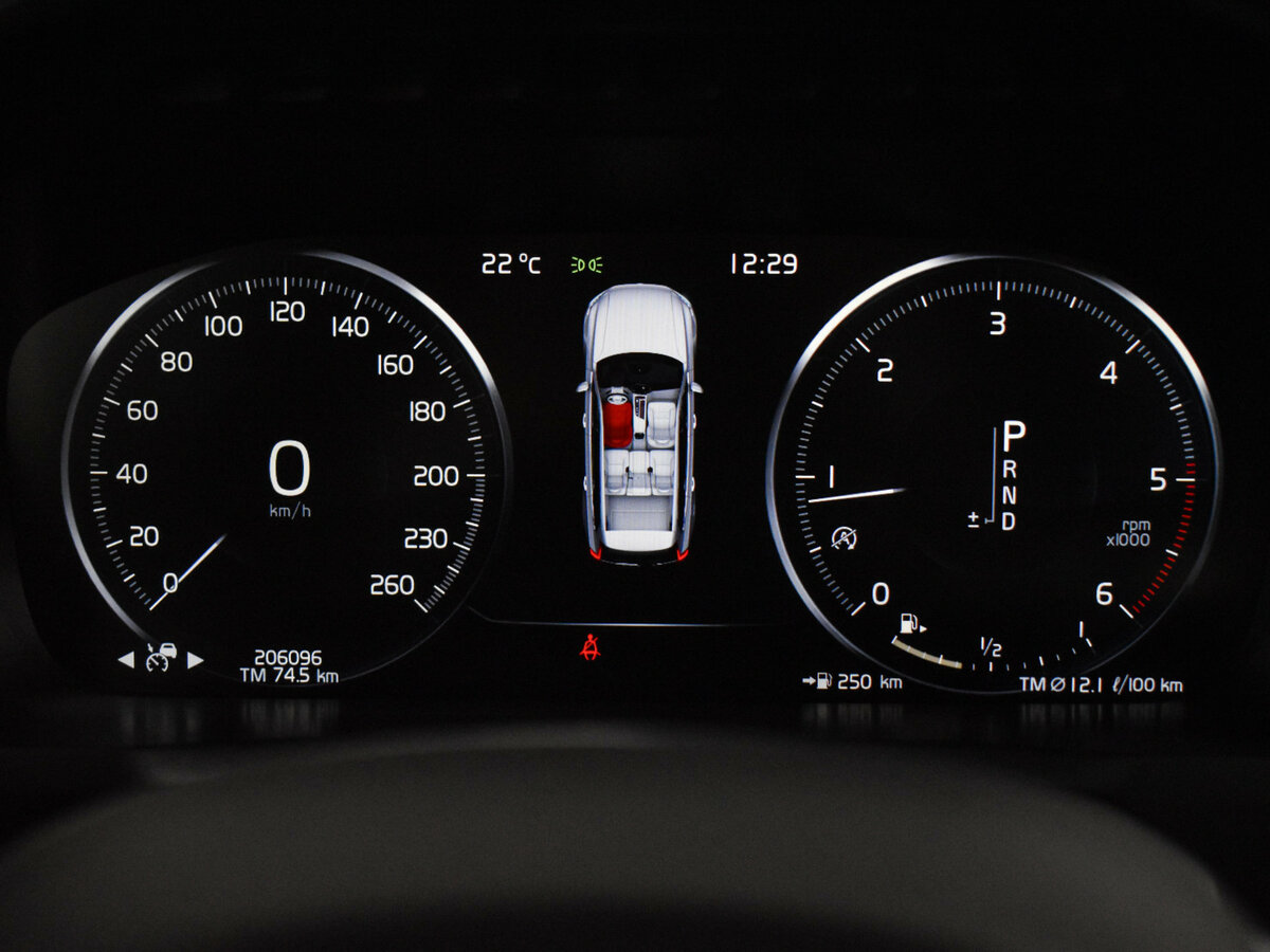 Купить Volvo XC90 с пробегом. Фото: #16