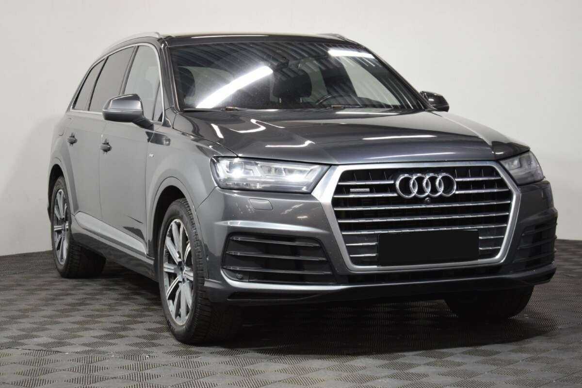 Купить Audi Q7 с пробегом. Фото: #2