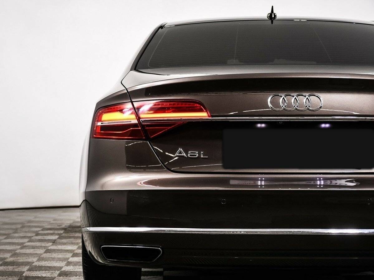 Купить Audi A8 с пробегом. Фото: #18