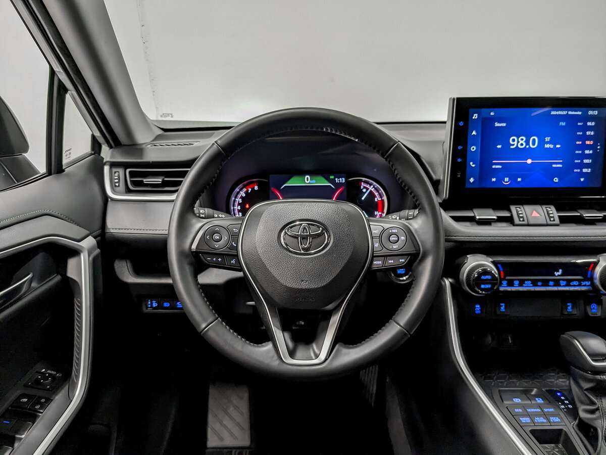 Купить Toyota RAV4 с пробегом. Фото: #16