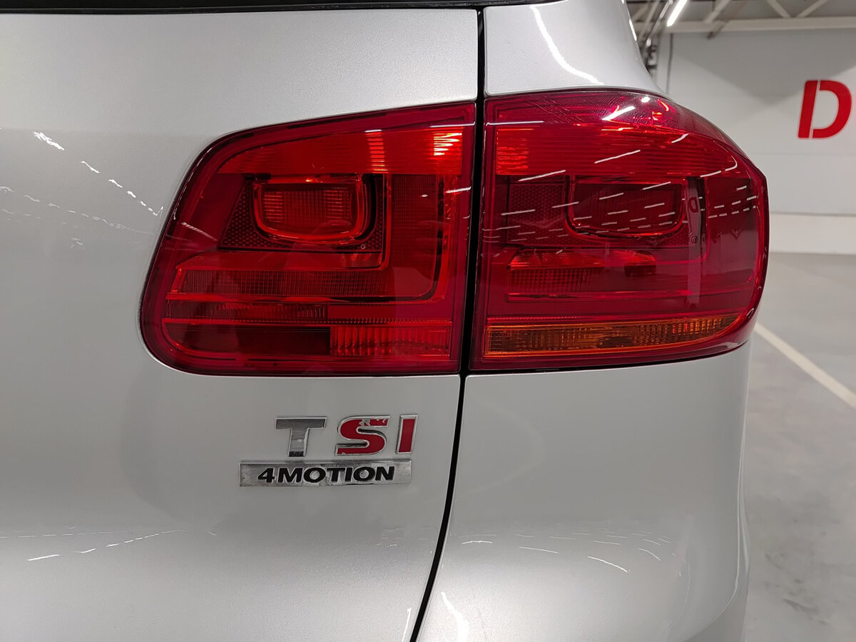 Купить Volkswagen Tiguan с пробегом. Фото: #8