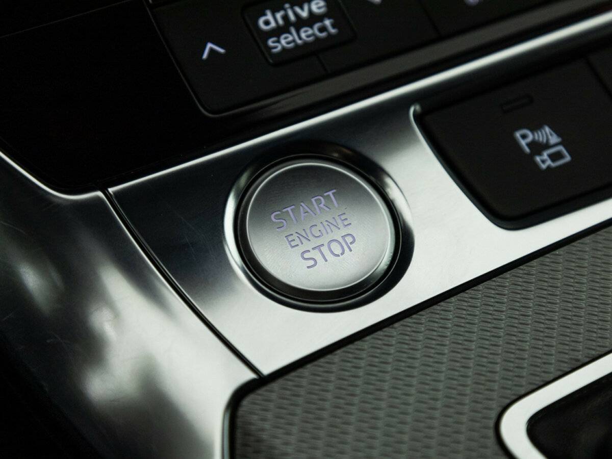 Купить Audi A6 с пробегом. Фото: #17